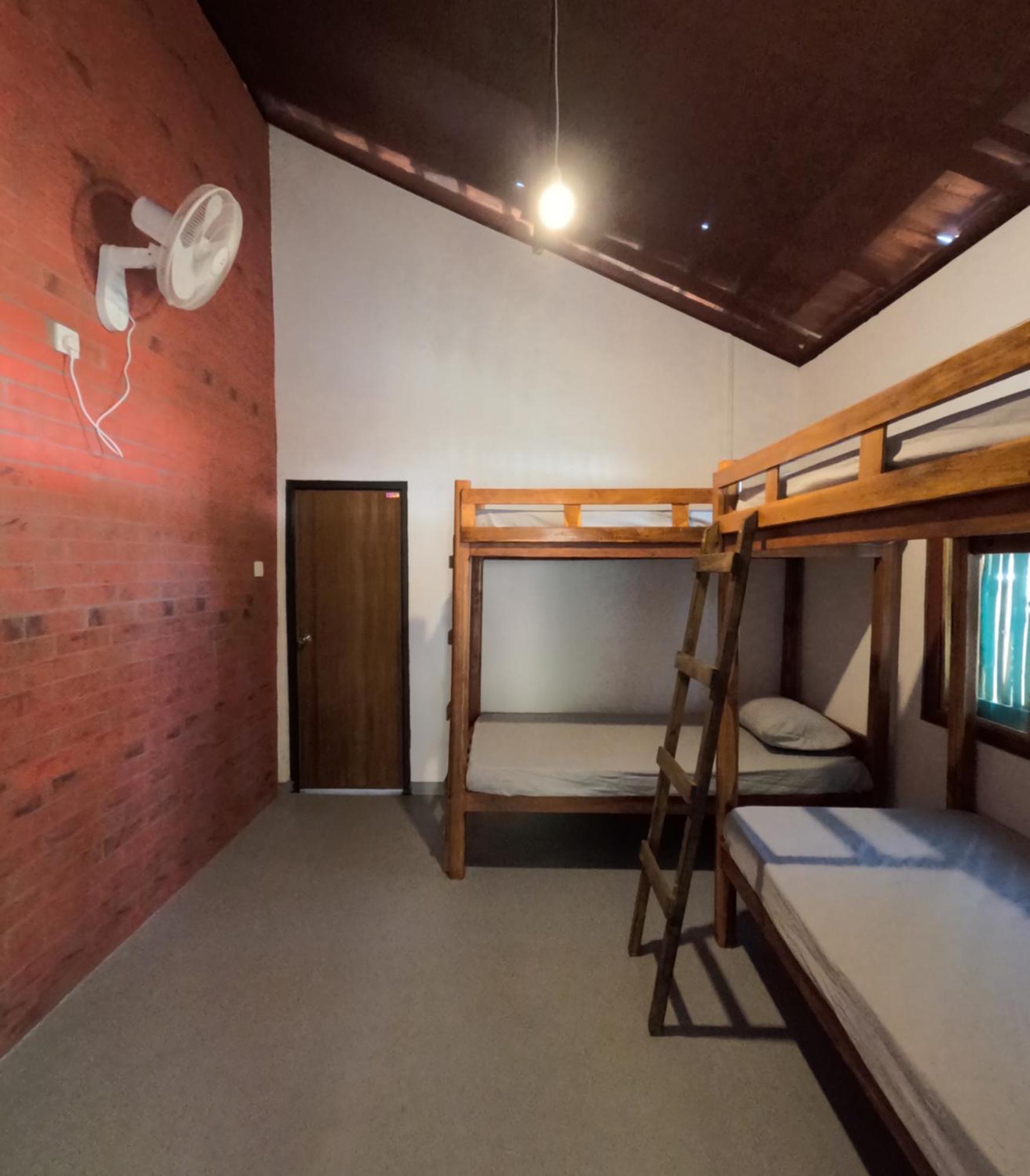 C U Hostel Trincomalee Eksteriør bilde