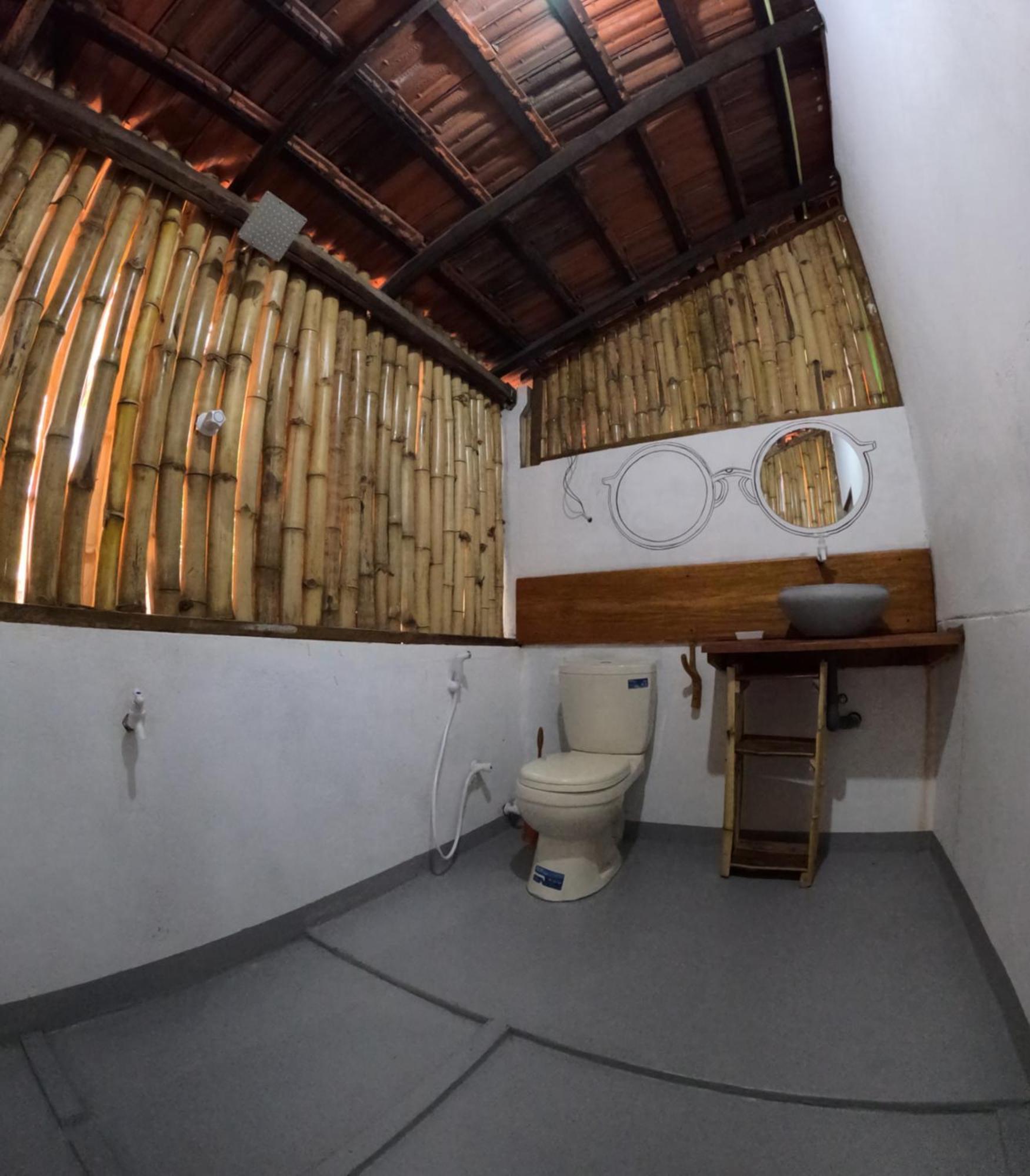 C U Hostel Trincomalee Eksteriør bilde