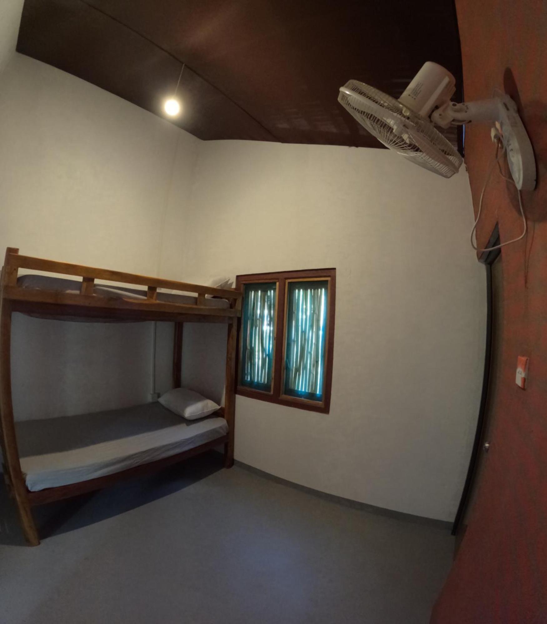 C U Hostel Trincomalee Eksteriør bilde